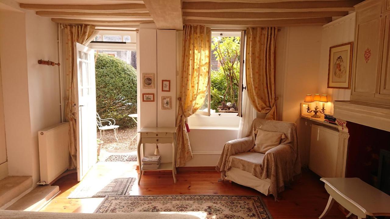 Ferienwohnung A L'Ombre Du Tilleul Giverny Exterior foto