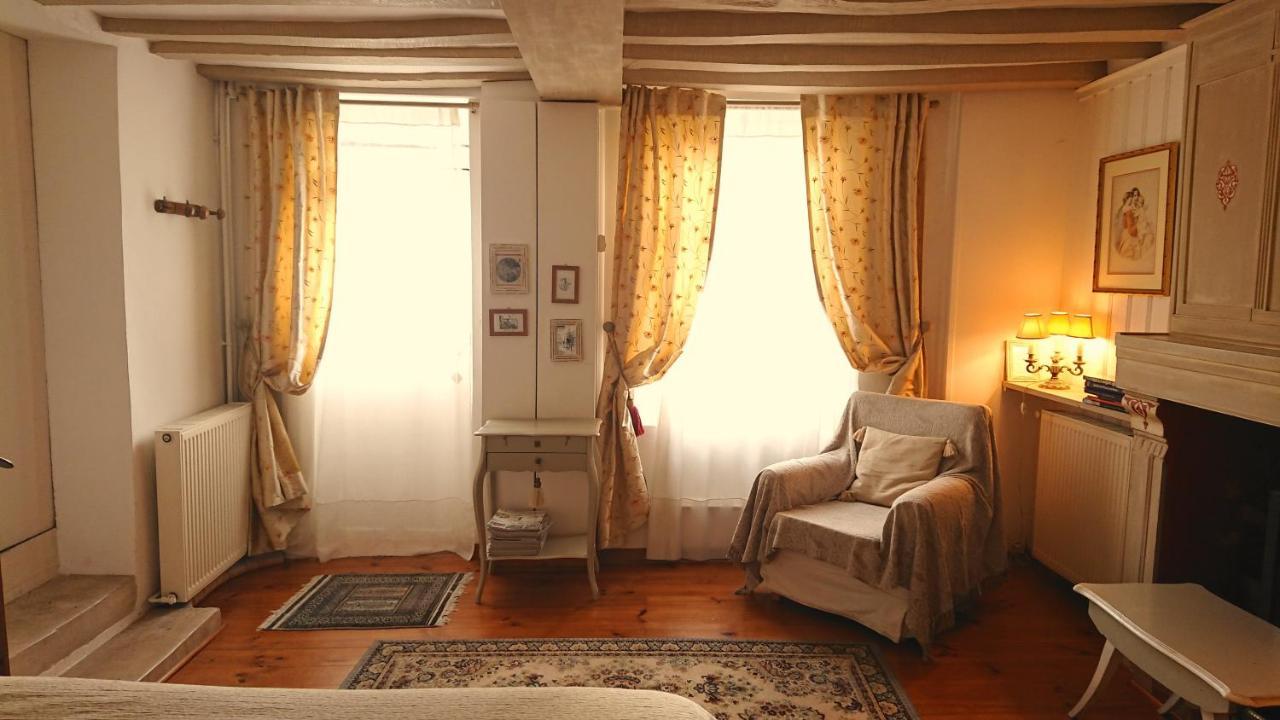 Ferienwohnung A L'Ombre Du Tilleul Giverny Exterior foto