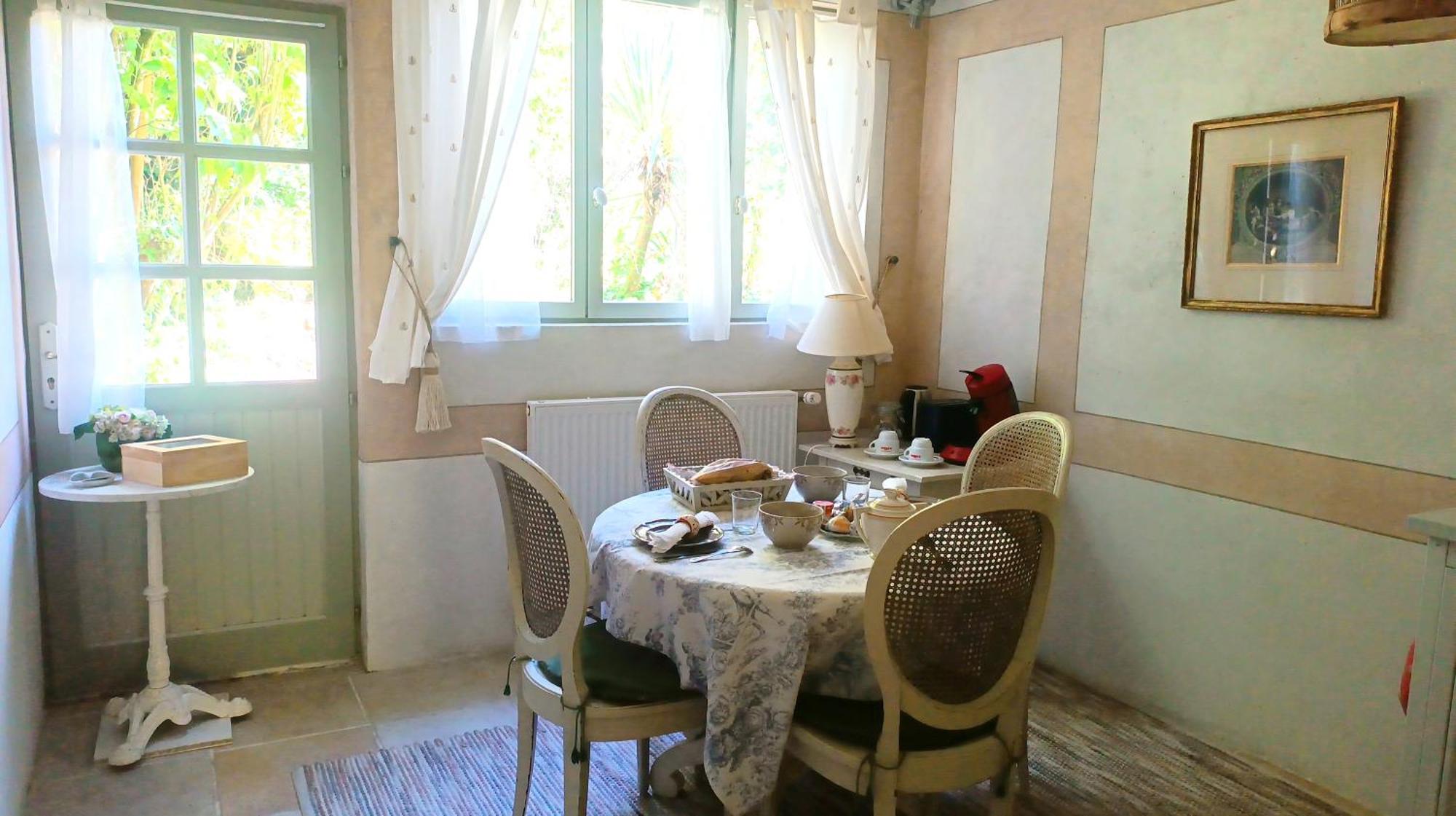 Ferienwohnung A L'Ombre Du Tilleul Giverny Exterior foto